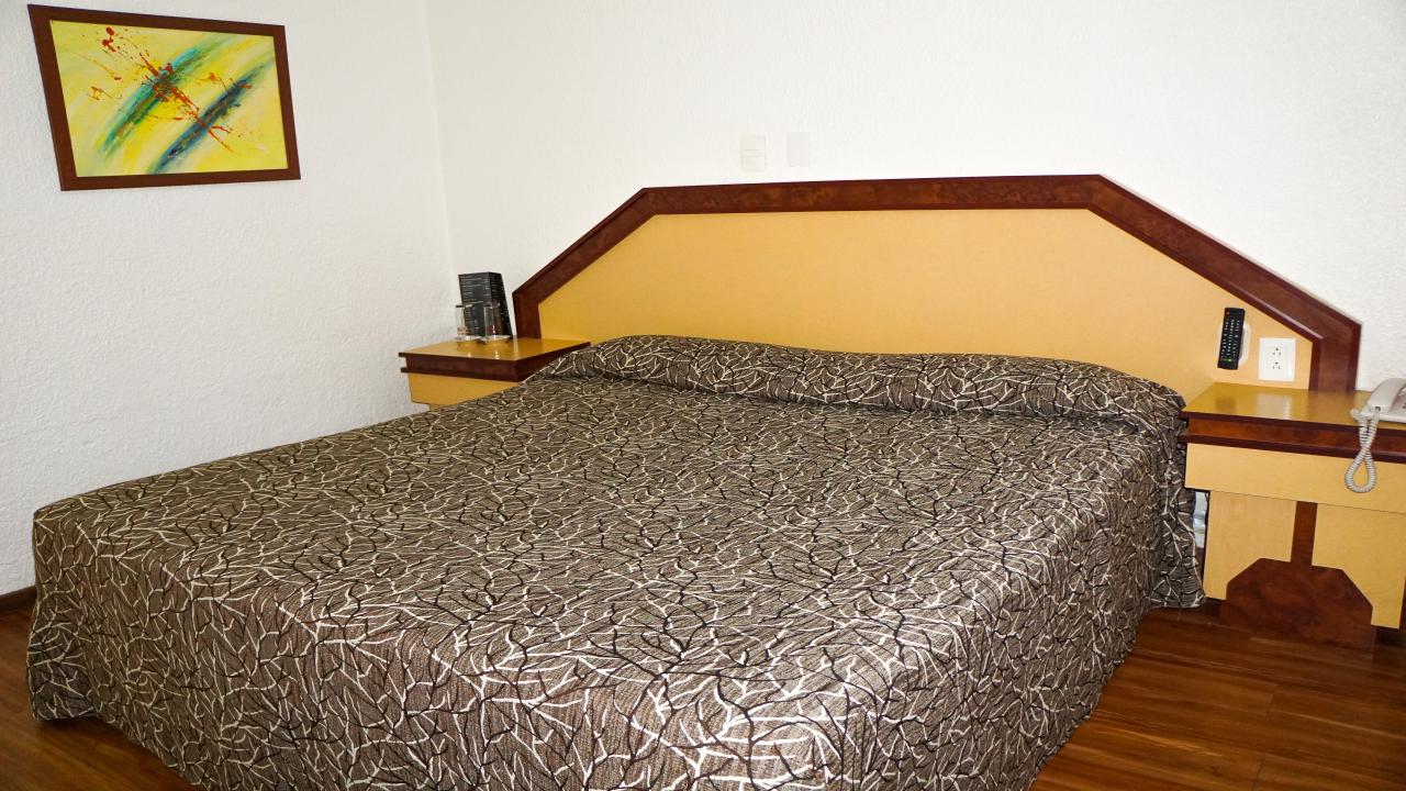 Hotel-lago-habitacion-sencilla-01