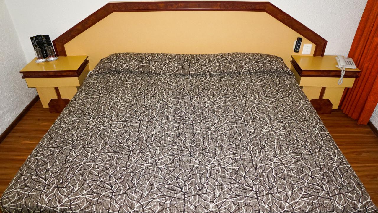 Hotel-lago-habitacion-sencilla-02