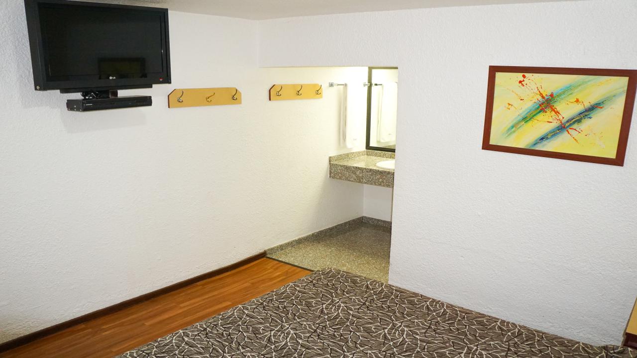 Hotel-lago-habitacion-sencilla-04